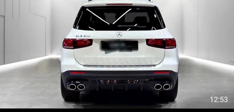 مرسيدس بنز GLB Class 2022